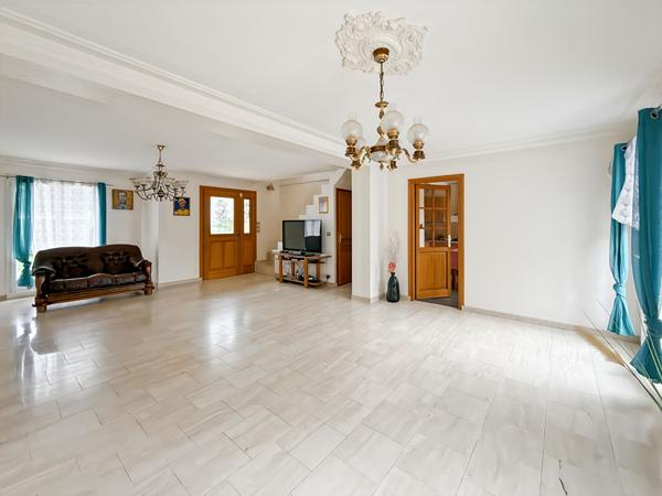 Maison familiale Bouafle de 118m² et 4 chs