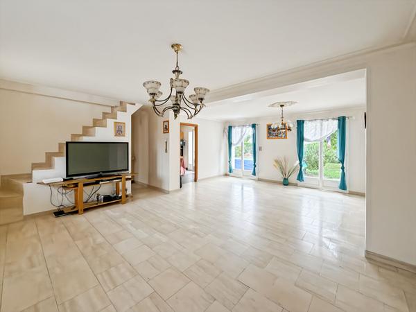 Maison familiale Bouafle de 118m² et 4 chs