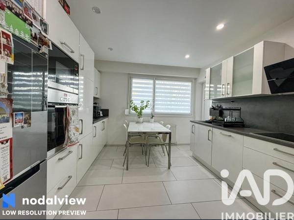 Appartement à vendre 4 pièces 83 m² Rixheim