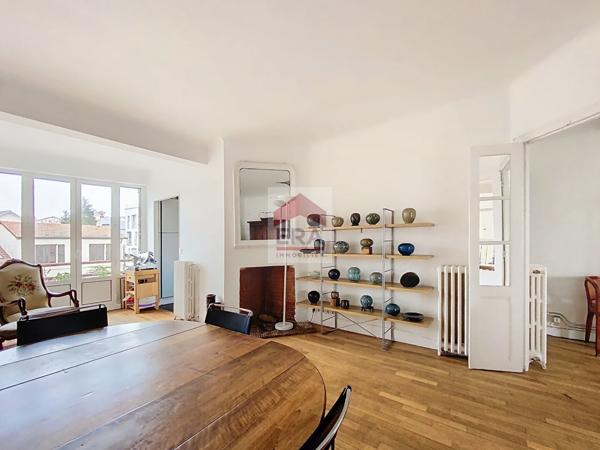 Appartement Suresnes 4 pièce(s) 106.25 m2