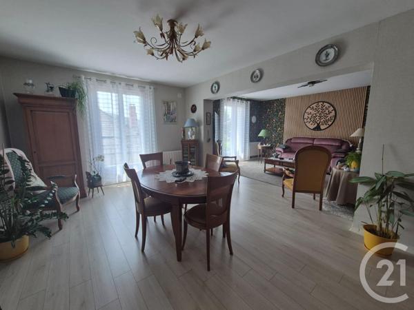 Appartement F5 à vendre  5 pièces - 139 m2 SOUILLAC - 46