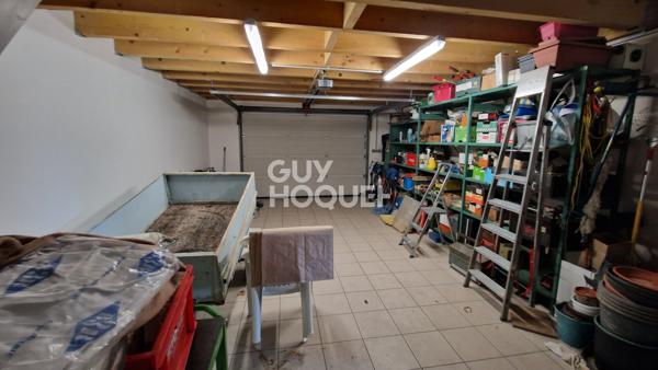 Maison Champhol Plain pied avec double garage.