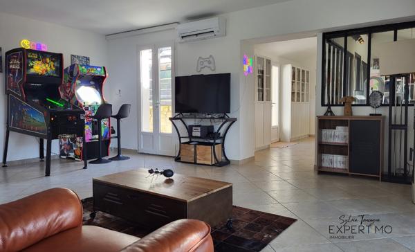 Gignac (34150) Propriété de 305 m2 habitables