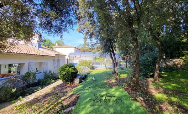 Gignac (34150) Propriété de 305 m2 habitables