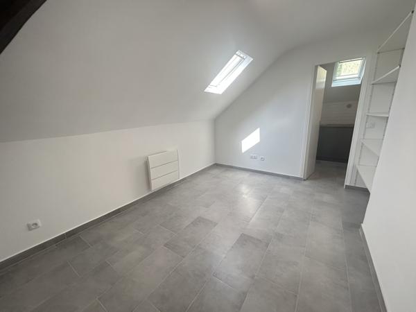 Corbeil-Essonnes (91100) À louer – Studio meublé – 730€ CC – 21,49 m² au sol