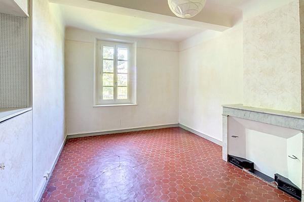 A VENDRE EXCLUSIVITE ! Draguignan appartement 4 pièces avec jardin et parking