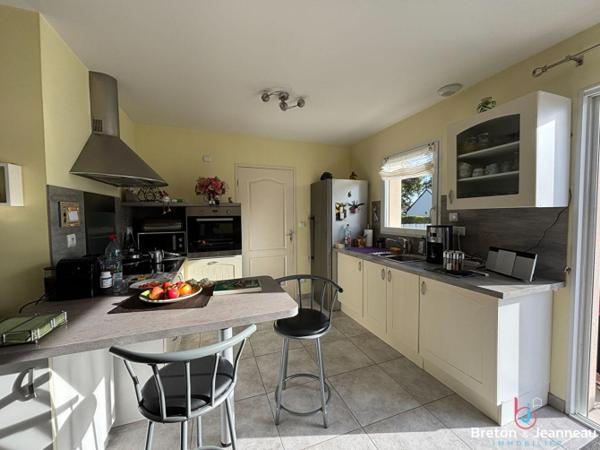 Maison Chateau Gontier Sur Mayenne 5 pièce(s) 103 m2