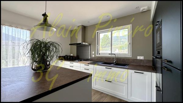Vente / Maison de plain-pied à Rivière-sur-Tarn (12640)