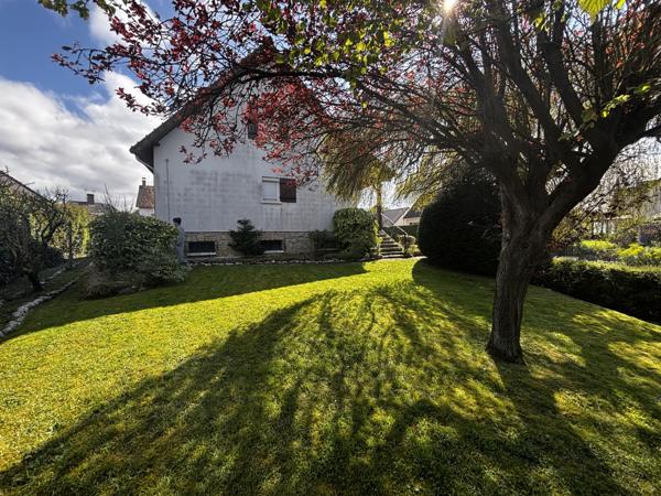 Saint-Valery-sur-Somme (80230) Propriété de charme aux portes du centre de Saint-Valéry-sur-Somme