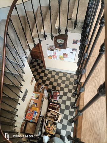 À vendre - Maison de maître, 11 pièces situé à Vals-les-Bains (07600)