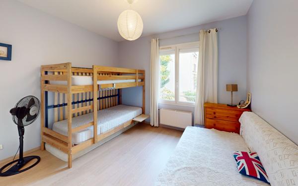 Maison à vendre    5 pièces • 106 m2 Vaulx-en-Velin