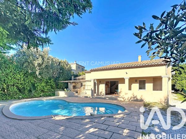 Maison à vendre 6 pièces 178 m² Sanary-sur-Mer