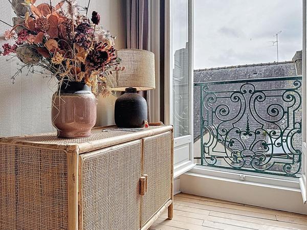 Appartement de caractère de 155 m² dans un ancien hôtel particulier. Vannes Hyper Centre