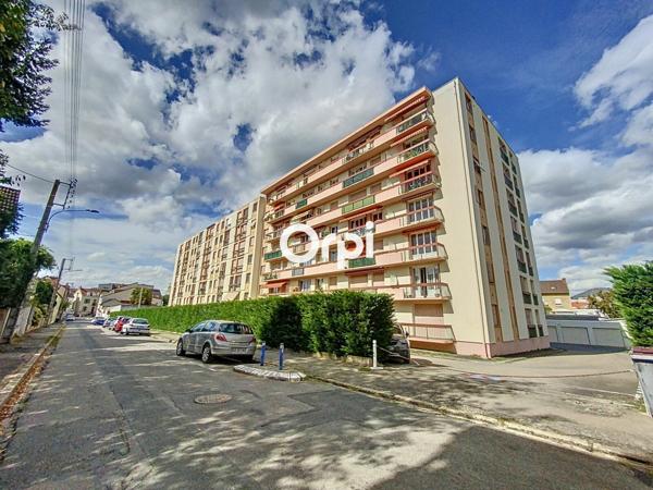 Appartement à vendre    3 pièces •  Montluçon