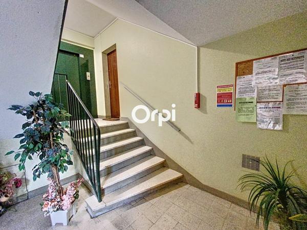 Appartement à vendre    3 pièces •  Montluçon