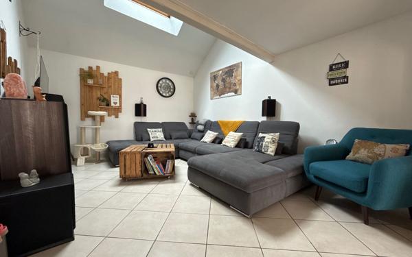 Maison à vendre    7 pièces •  Athée