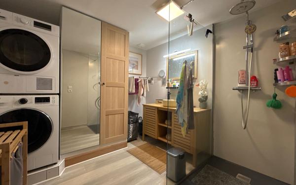 Maison à vendre    7 pièces •  Athée