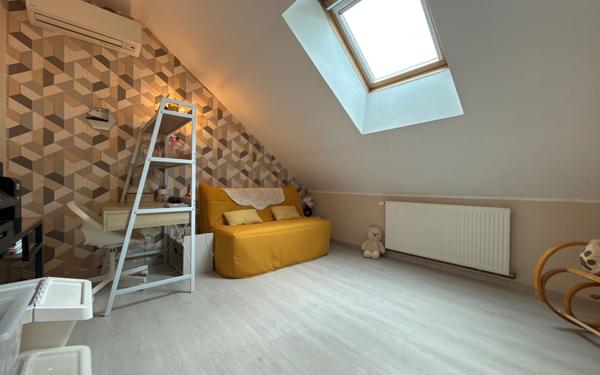 Maison à vendre    7 pièces •  Athée