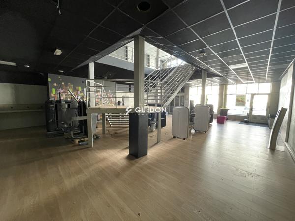 A VENDRE - BUREAUX 362 m² - ANGERS GARE