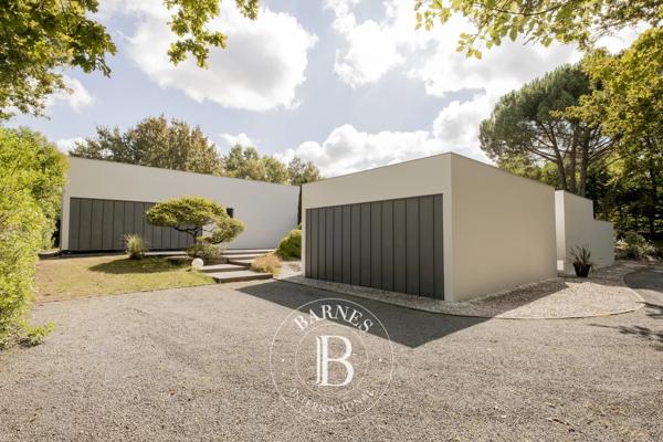 Latresne, Maison 4 Chambres -  260 m² à vendre
