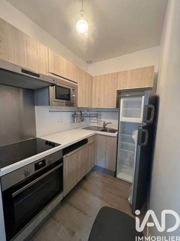 Location studio 25,4 m² Charenton-le-Pont