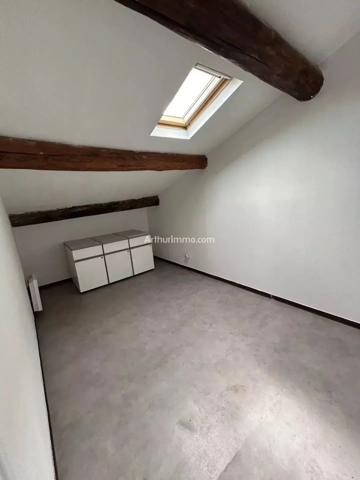 Location Appartement 4 pièces 51 m2 à Aubagne