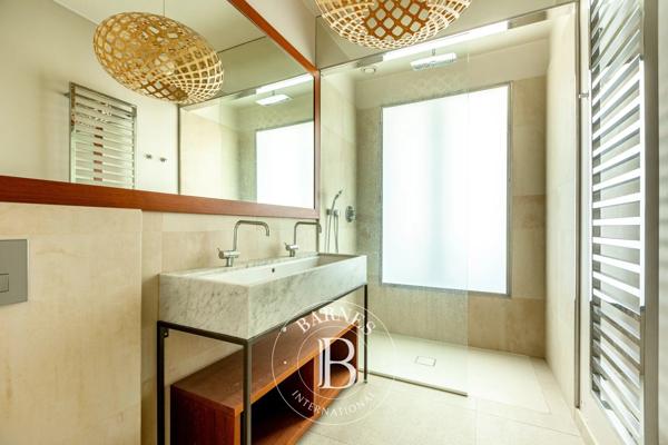 Paris 8ème, Appartement 3 Chambres -  224 m² à vendre