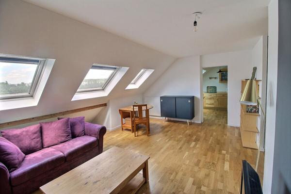 MASSY Centre ville - Appartement Massy 2 pièce(s) 45 m2 au dernier étage, cave, parking