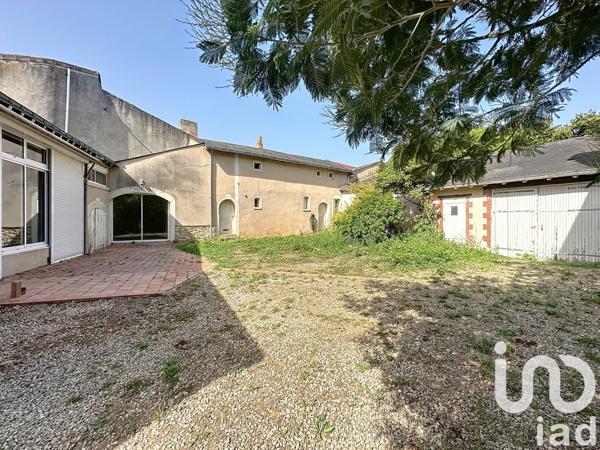 Maison à vendre 6 pièces 235 m² Thouars