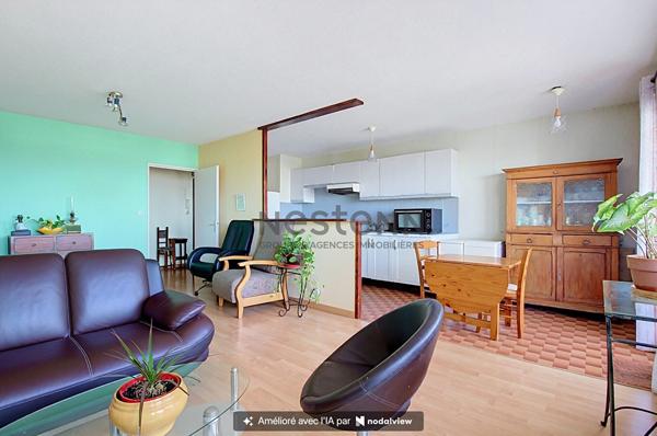 VIAGER avec rente /  appartement 77 m² avec loggia de 7m² + cave privative
