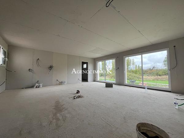 NOUAILLÉ MAUPERTUIS - Maison T4 de plain-pied. , Nouaille maupertuis