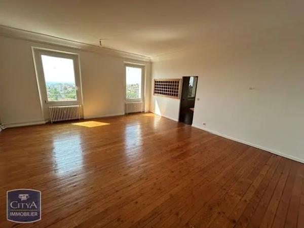 Appartement à louer 4 pièces 150.01m² Cannes (06400)