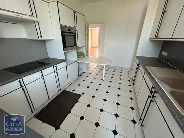 Appartement à louer 4 pièces 150.01m² Cannes (06400)