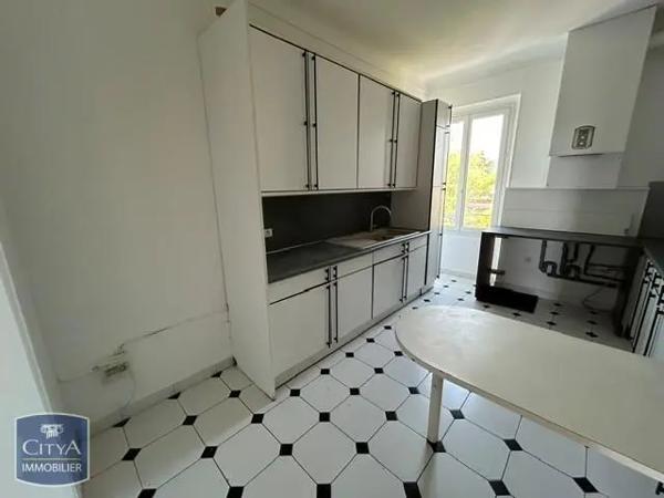 Appartement à louer 4 pièces 150.01m² Cannes (06400)