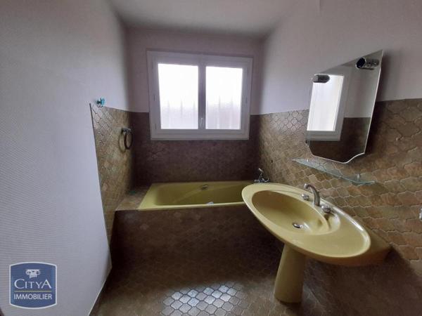 Appartement à louer 4 pièces 84.96m²