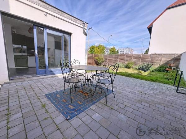 Maison mitoyenne 1 côté Wasquehal Secteur Marcq-Wasquehal-Mouvaux 114 m²