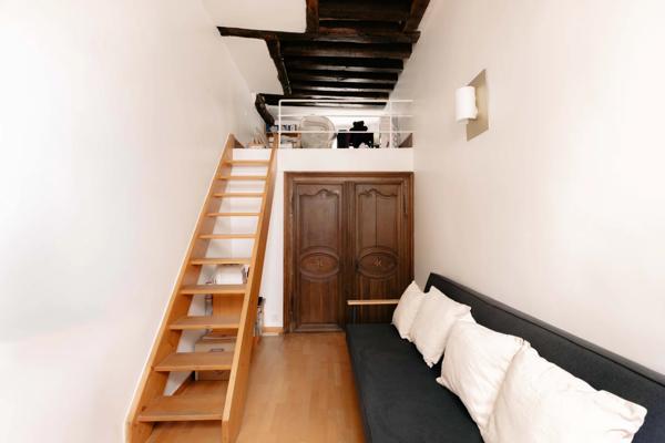 Paris 5 - HENRI IV- Quai de la Tournelle - Sectorisation Henri IV Appartement de charme du 18e siècle
