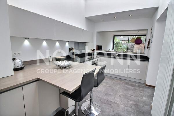 Maison Lille 5 pièces - 122m² - très bon état général - trois chambres - bel espace de vie