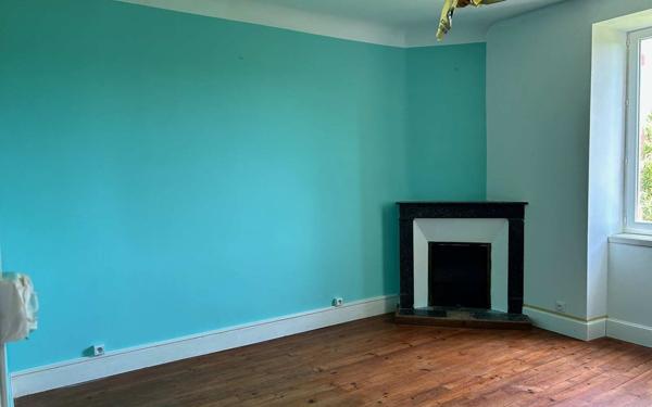 Maison à louer    5 pièces •  Guiche