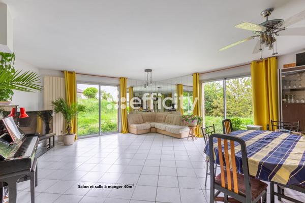 Maison 6 pièces - 120 m² Exclusivité efficity