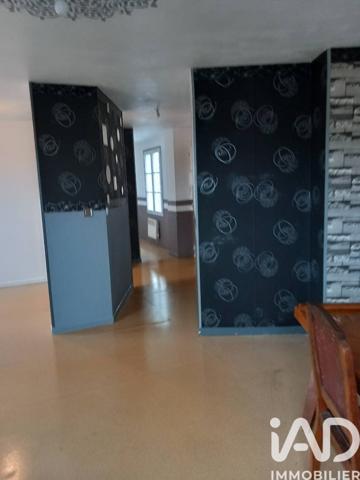 Immeuble à vendre 575 m² Dormans