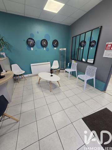 Immeuble à vendre 575 m² Dormans