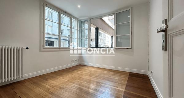 Location Appartement 2 pièces 55.89 m² - Issy-les-moulineaux 92130