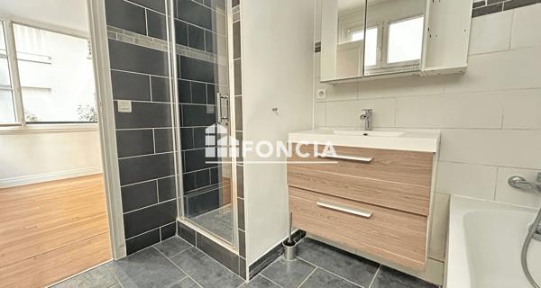 Location Appartement 2 pièces 55.89 m² - Issy-les-moulineaux 92130