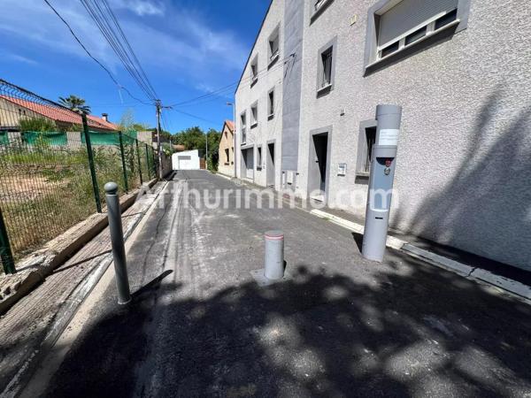 Vente                                                      Maison
                        
                     4 pièces                      100 m2                     à Marseillan