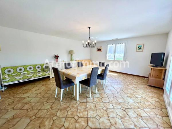 Vente                                                      Maison
                        
                     4 pièces                      100 m2                     à Marseillan