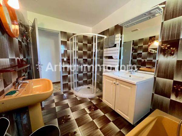 Vente                                                      Maison
                        
                     4 pièces                      100 m2                     à Marseillan