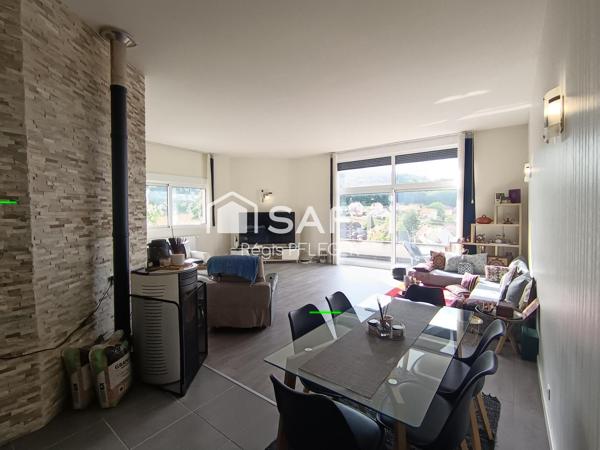 Belle maison avec vue dégagée