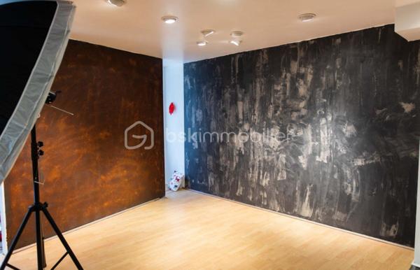 Local d activites de 135 m²