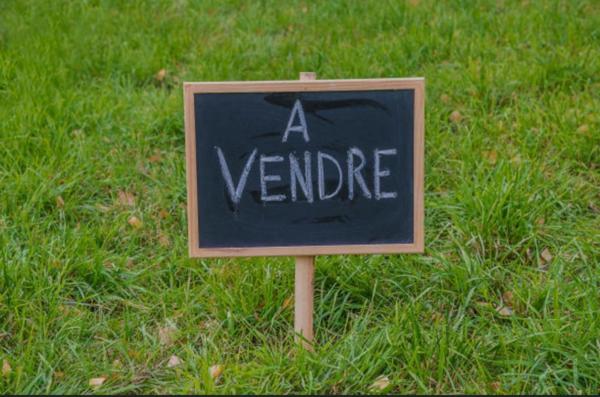 Terrain à SALIERS (ARLES), 13123 - 600m²